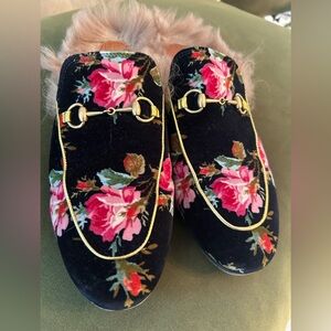 Gucci Black Floral Velvet Loafers with Gold Details